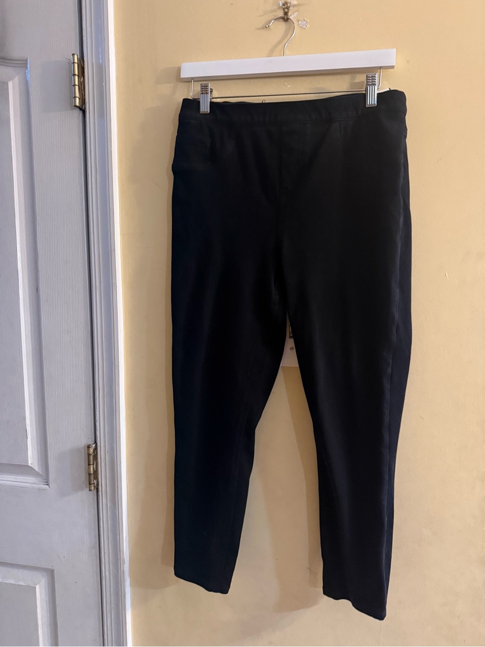 SPANX Black Ankle Ponte Stretch Pants, LP